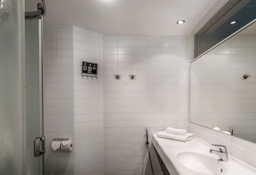 חדר משפחתי, Scandic Laajavuori