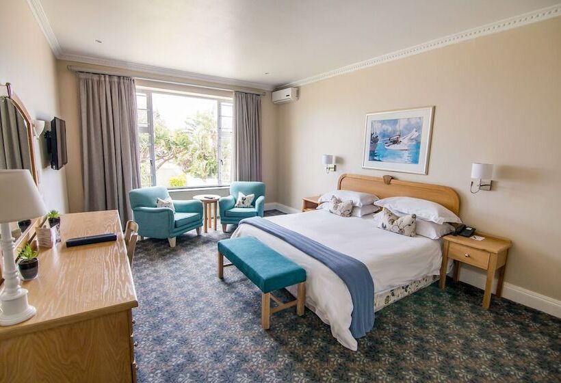 オーシャンビュースタンダードルーム, The Beach