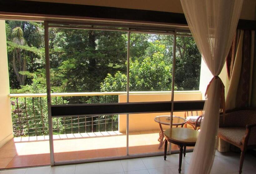 스탠다드 룸, Equator