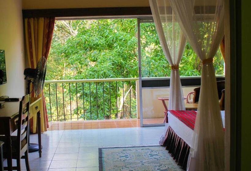 스탠다드 룸, Equator