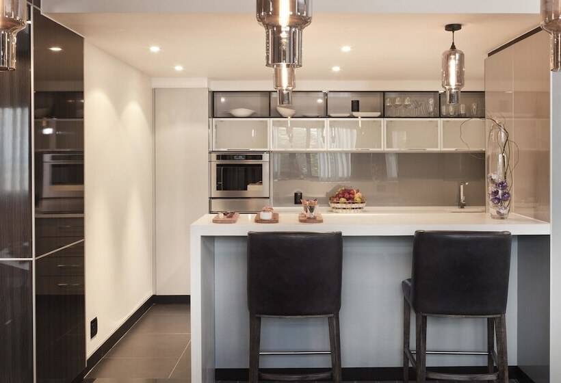 جناح إدارى, The Maslow Hotel, Sandton