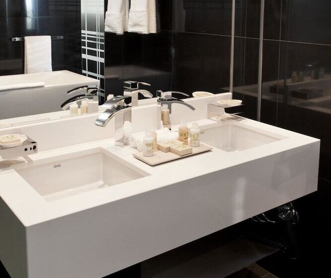 جناح ديلوكس, The Maslow Hotel, Sandton