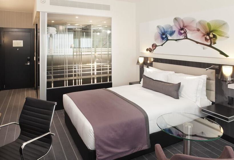 발코니 디럭스 룸, The Maslow Hotel, Sandton