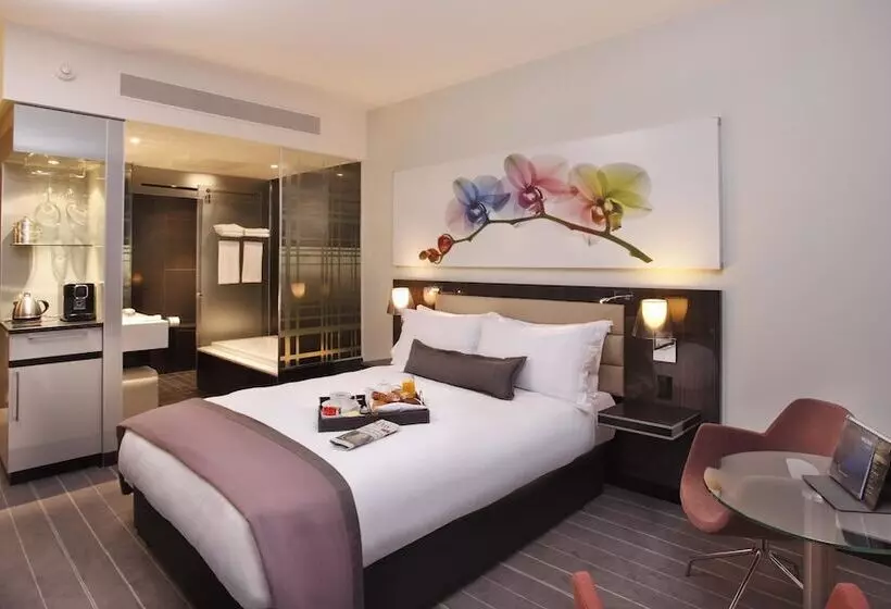 バルコニー付きデラックスルーム, The Maslow Hotel, Sandton
