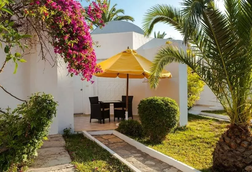 اتاق استاندارد سه نفره, The Sindbad
