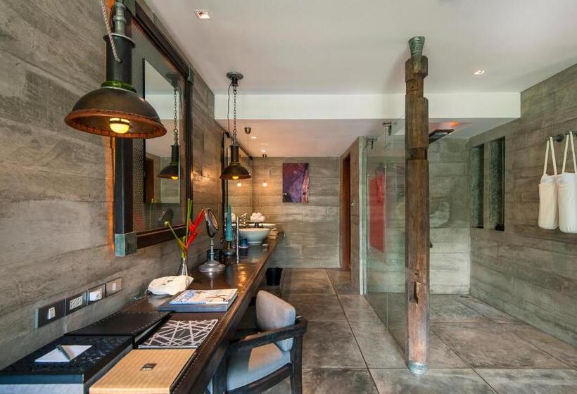 스위트, The Slate Phuket