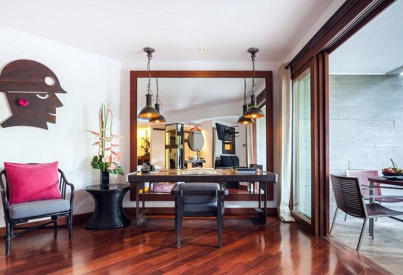 패밀리 스위트, The Slate Phuket