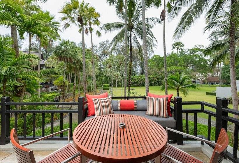 استودیوی استاندارد, The Slate Phuket