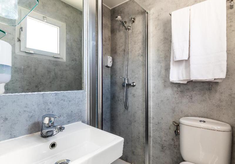 اتاق سوپریور, Tropicana Pattaya