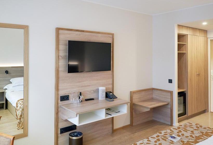 Номер Комфорт, Naantali Spa