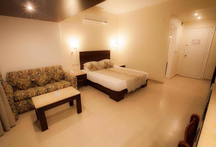 سوییت جونیور, Beau Site Hotel Marsa Matruh