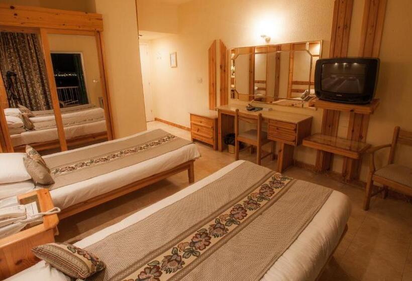 اتاق اساندارد با چشم‌انداز جانبی به دریا, Beau Site Hotel Marsa Matruh