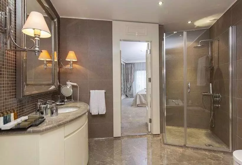 プレジデントスイートルーム, Almira Hotel Thermal Spa & Convention Center