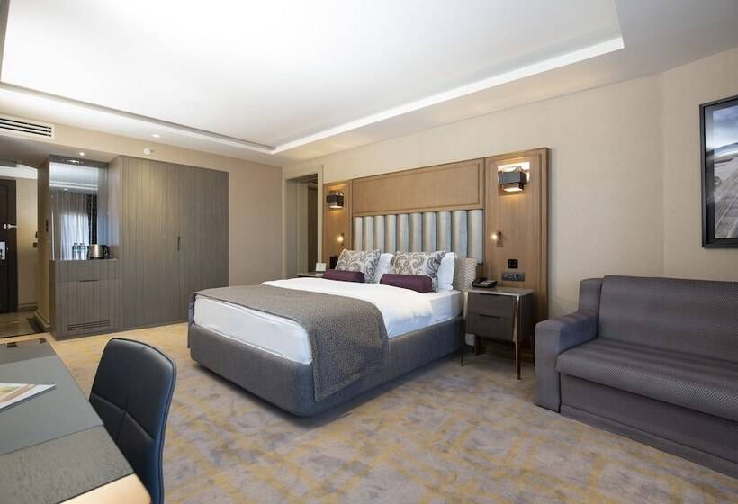 اتاق خانوادگی, Almira Hotel Thermal Spa & Convention Center