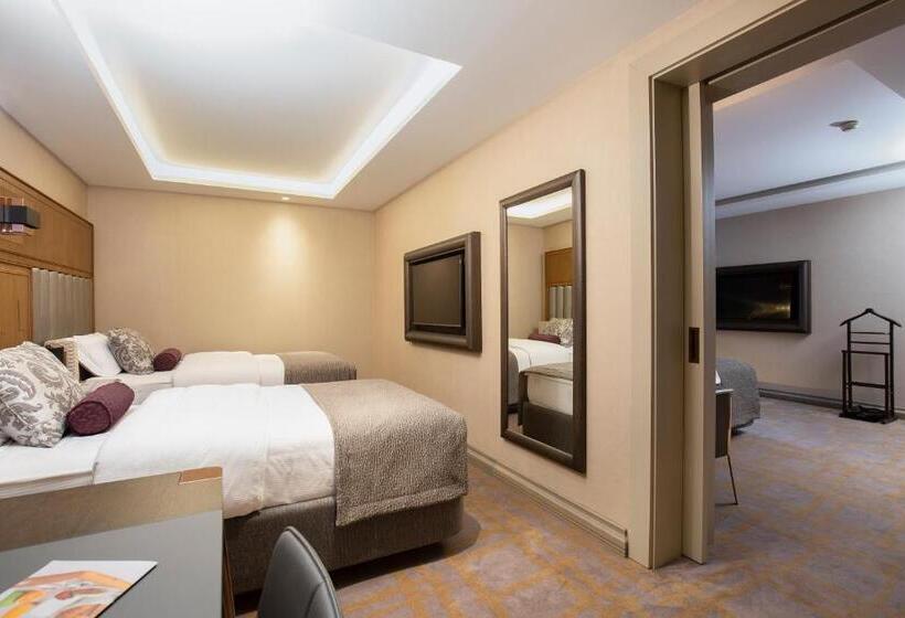 اتاق خانوادگی, Almira Hotel Thermal Spa & Convention Center