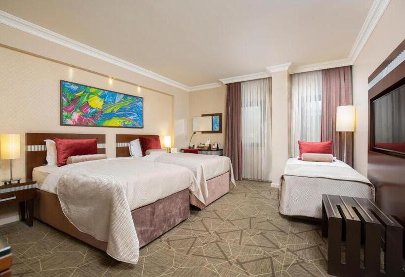 اتاق سوپریور سه تخته, Almira Hotel Thermal Spa & Convention Center