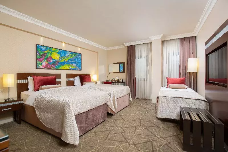 スーペリアトリプルルーム, Almira Hotel Thermal Spa & Convention Center