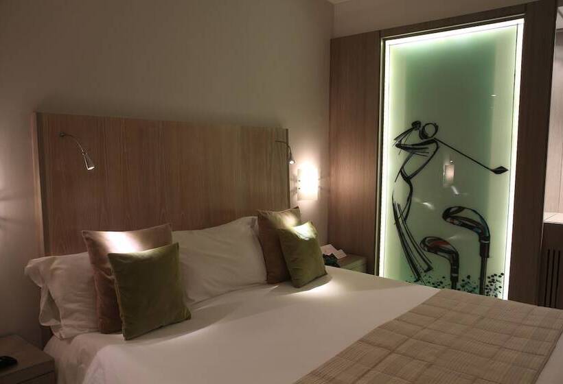 اتاق سوپریور یک تخته, Golf Royal