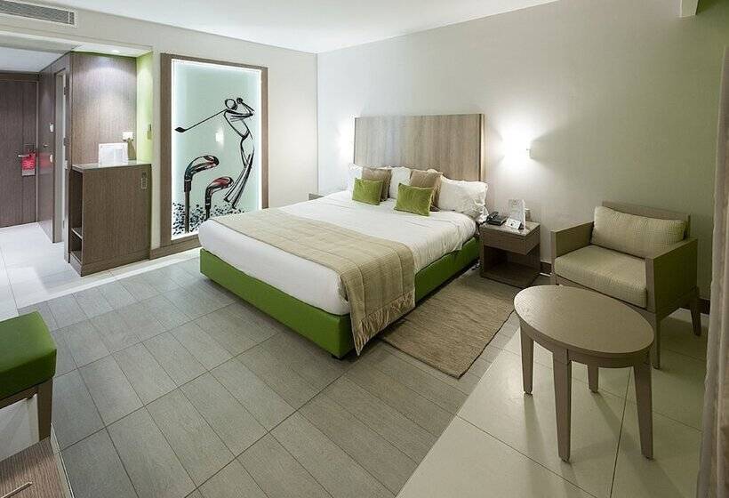 اتاق سوپریور, Golf Royal