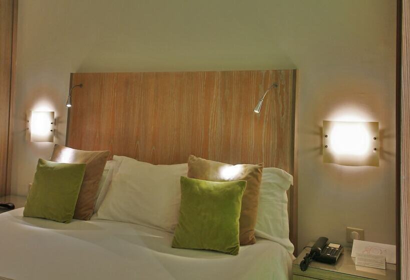 اتاق سوپریور سه تخته, Golf Royal