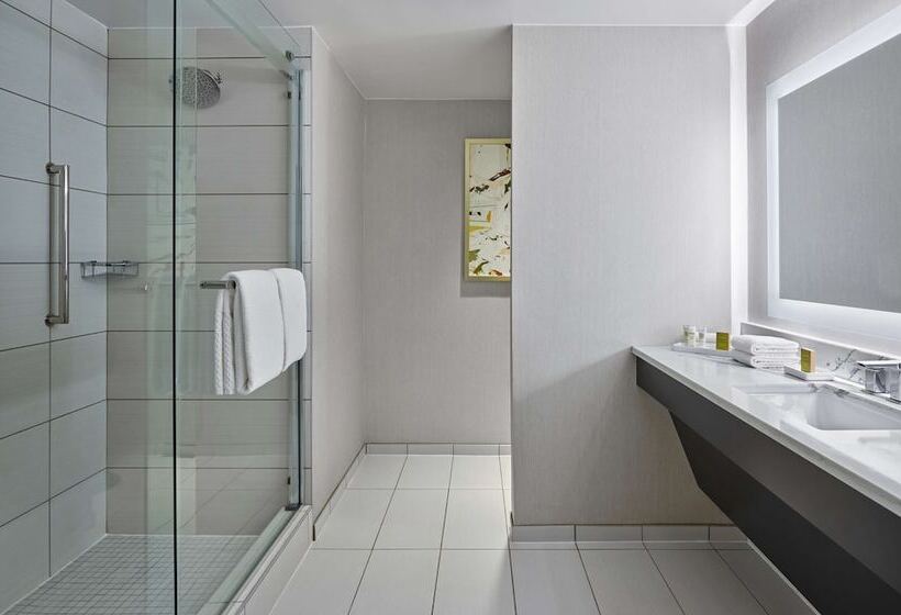 小型套房, Hilton Atlanta Airport