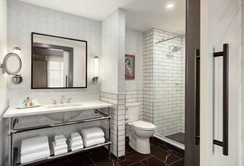 带大床的标准间, Hilton Atlanta Airport