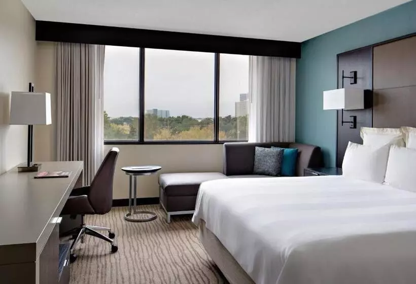 اتاق استاندارد با تخت بزرگ, Houston Marriott Westchase