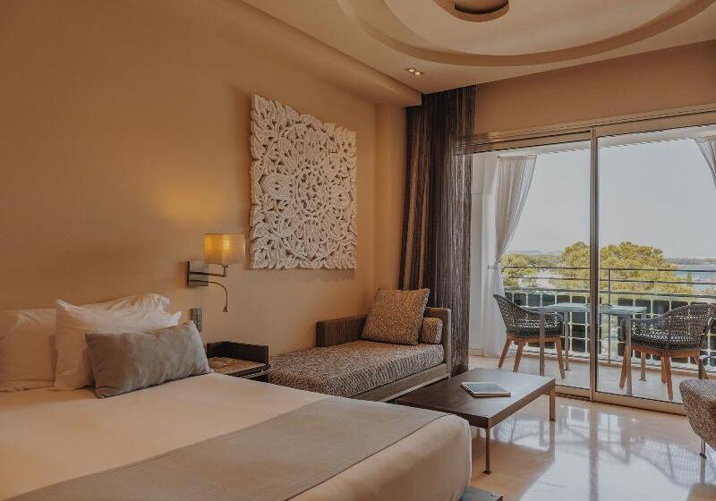 חדר סטנדרט עם מיטת קינג, Houston Marriott Westchase