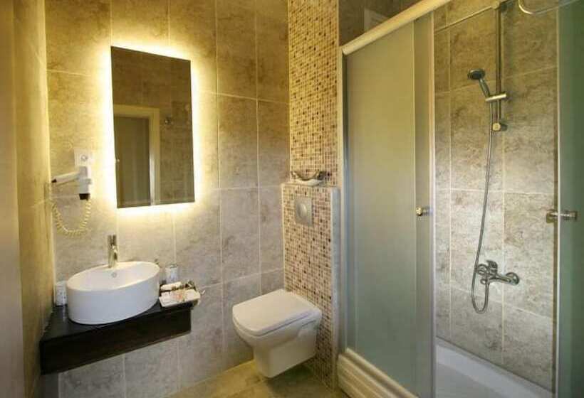 اتاق استاندارد سه نفره, Maya Hotel Istanbul