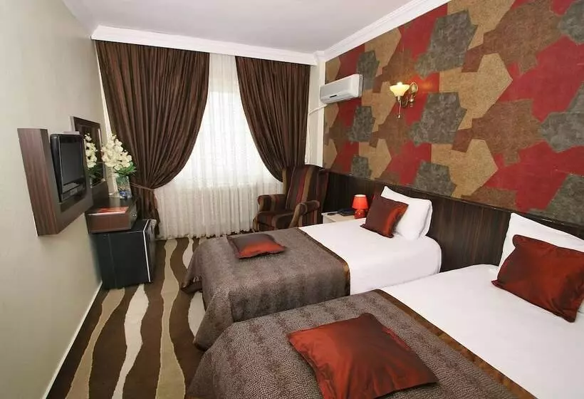 スタンダードトリプルルーム, Maya Hotel Istanbul