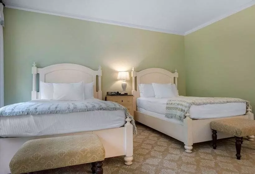 デラックスルーム, Omni Bedford Springs Resort & Spa