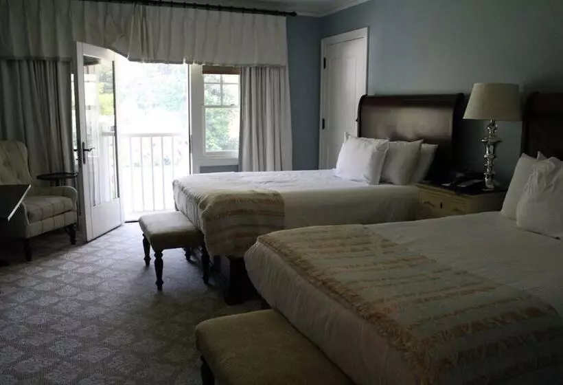 デラックスルーム, Omni Bedford Springs Resort & Spa