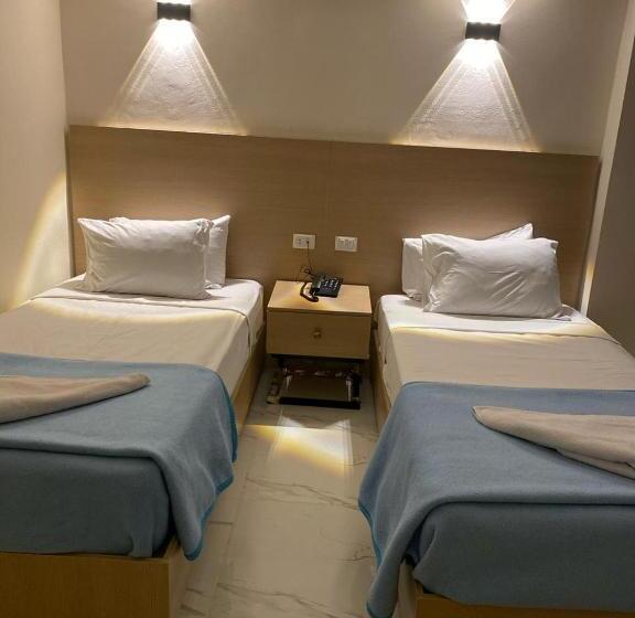 اتاق اساندارد با چشمانداز جانبی به دریا, Regency Hotel Alexandria