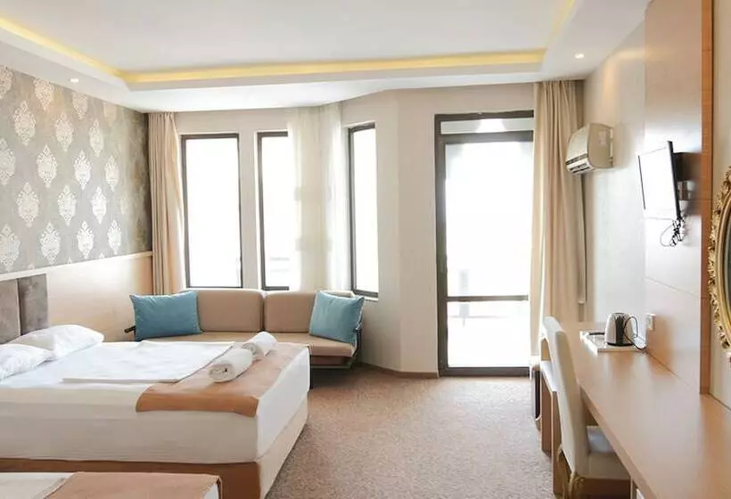 Chambre Familiale, Start