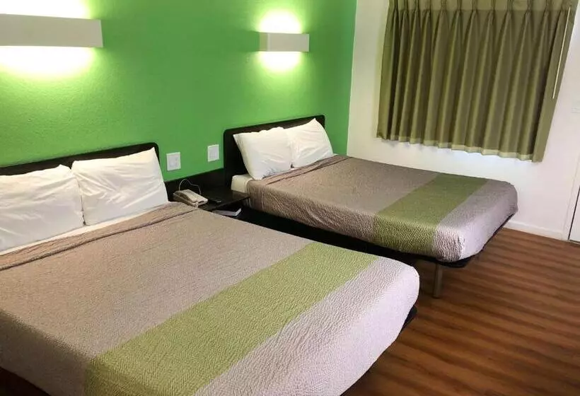 اتاق استاندارد برای معلولان, Motel 6 Barstow, Ca