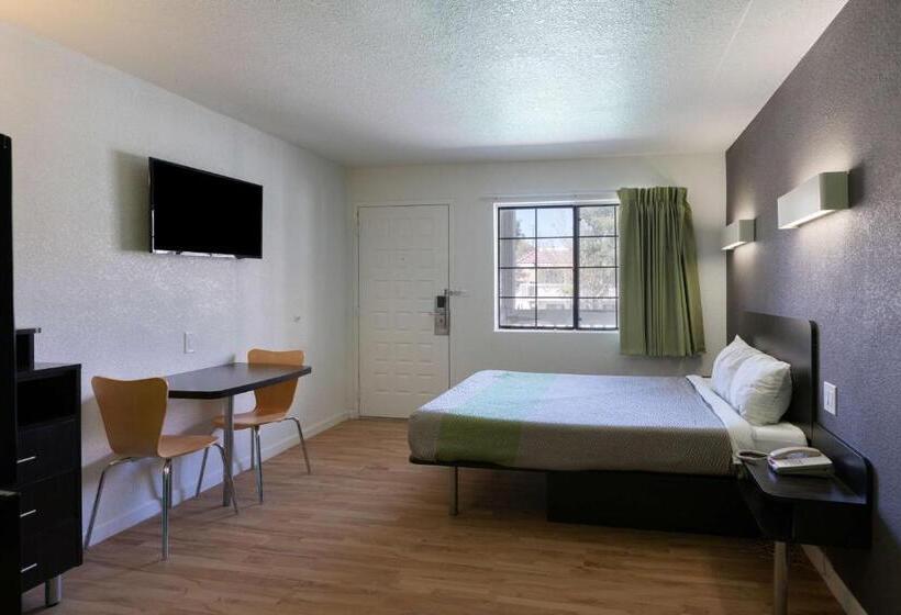 غرفة قياسية لذوى الاحتياجات الخاصة, Motel 6 Barstow, Ca