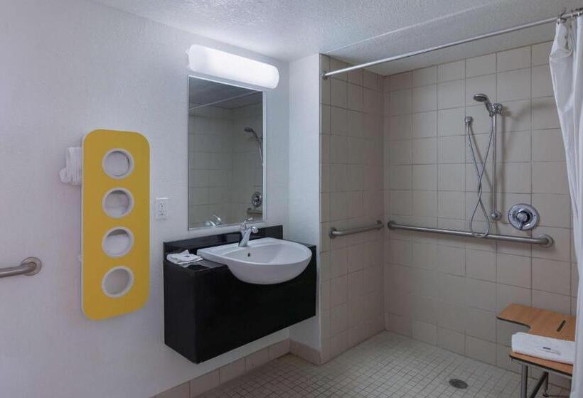 غرفة قياسية لذوى الاحتياجات الخاصة, Motel 6 Barstow, Ca