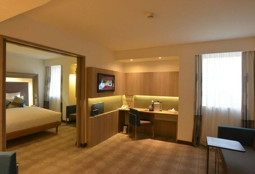 سوییت سوپریور, Novotel Cairo Airport