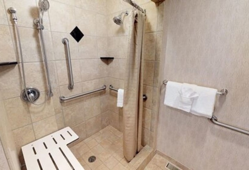 Люкс Адаптированный для Инвалидов, Eden Resort And Suites, Bw Premier Collection