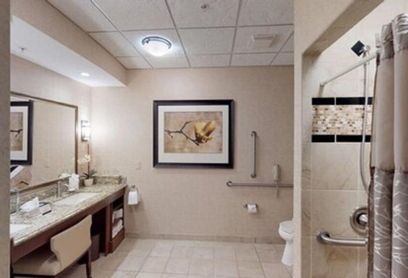 身障者適用スイートルーム, Eden Resort And Suites, Bw Premier Collection