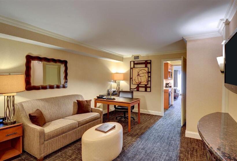Люкс Кровать Кинг, Eden Resort And Suites, Bw Premier Collection