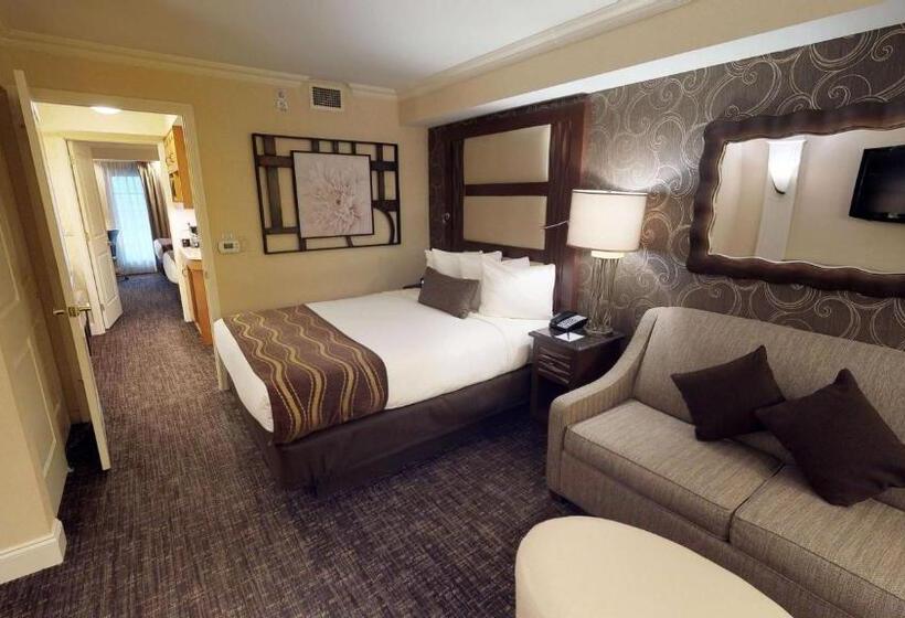 キングサイズベッドのスイートルーム, Eden Resort And Suites, Bw Premier Collection