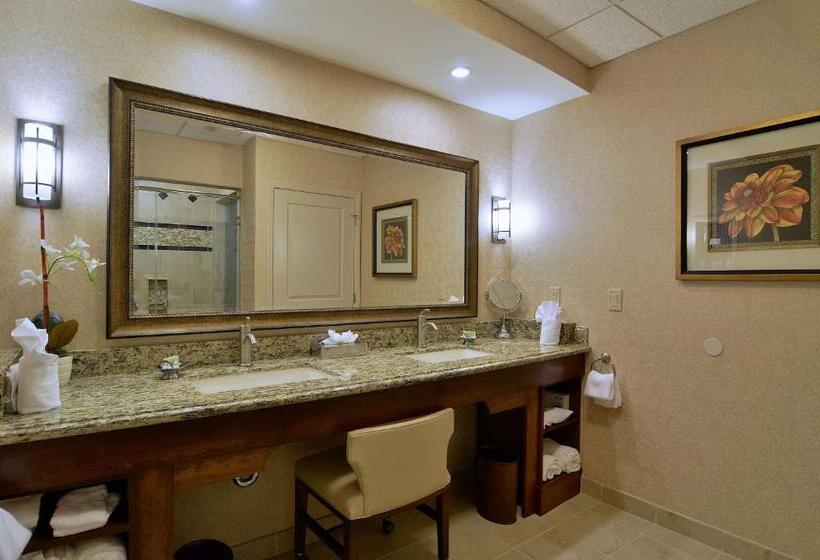 身障者適用スイートルーム, Eden Resort And Suites, Bw Premier Collection