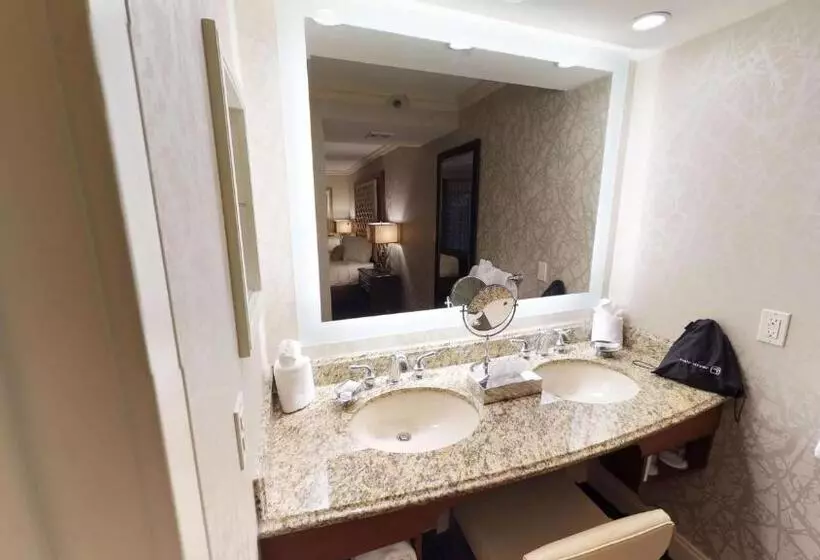 Standard-studio King-vuode, Eden Resort And Suites, Bw Premier Collection