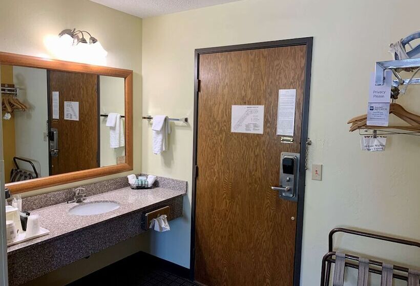 ２ダブルベッドのスタンダードルーム, Best Western Maritime Inn