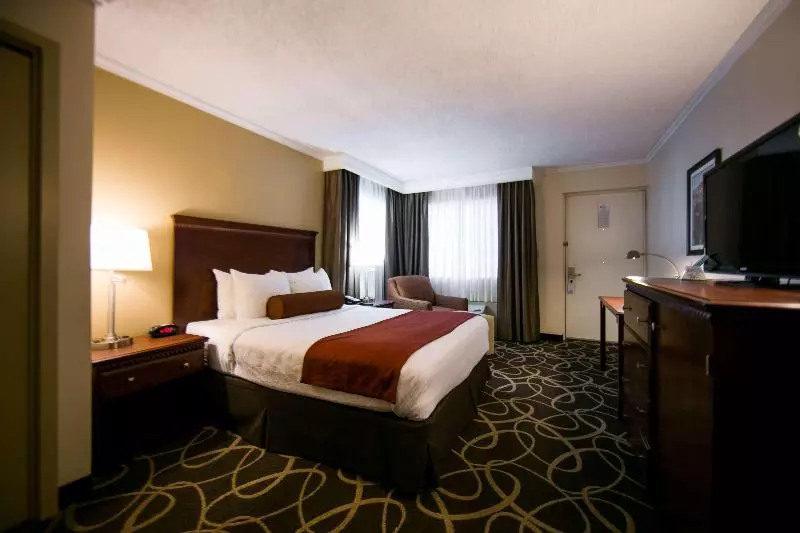 キングサイズベッドのスイートルーム, Best Western Plus Burley Inn & Convention Center