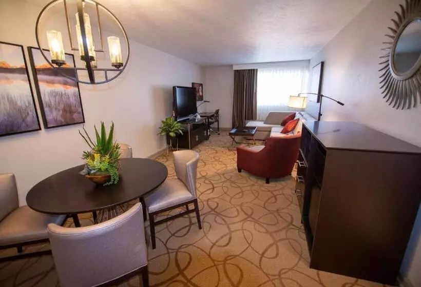 キングサイズベッドのスイートルーム, Best Western Plus Burley Inn & Convention Center