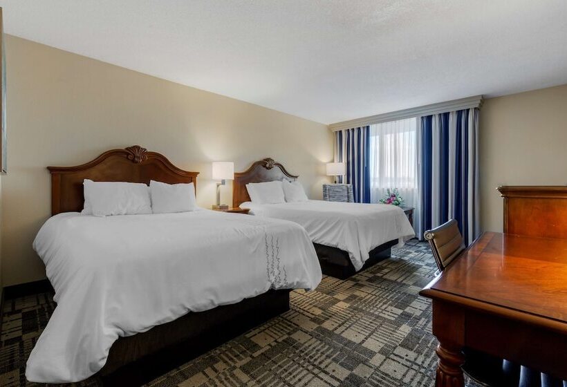 חדר סטנדרט שתי מיטות זוגיות, Best Western Plus Dubuque Hotel And Conference Center