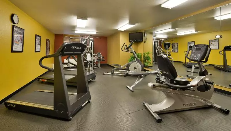 اتاق استاندارد, Best Western Plus Dubuque Hotel And Conference Center