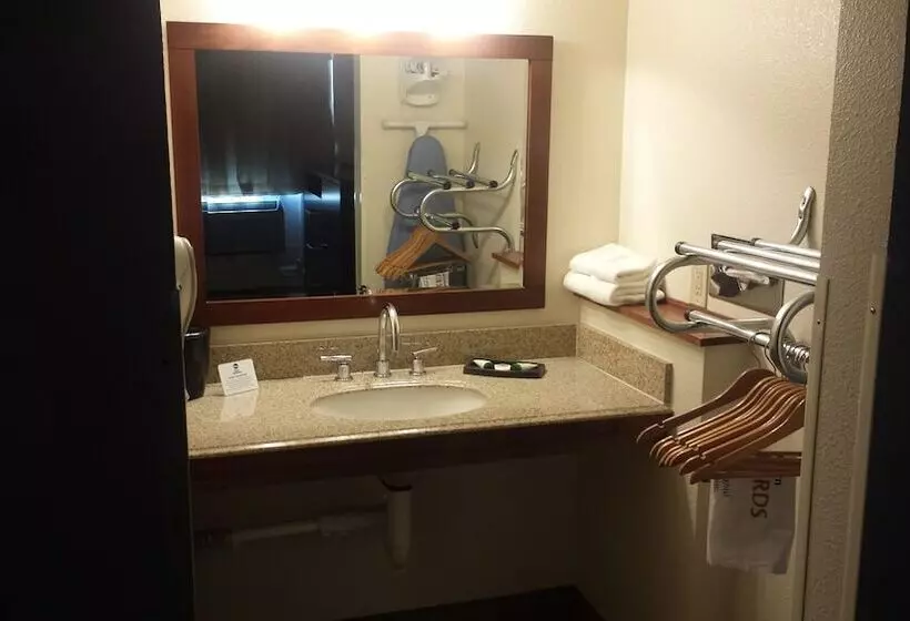 سوییت, Best Western Pony Soldier Inn & Suites